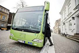 Autisti di autobus tempi di guida e di riposo con doppie regole