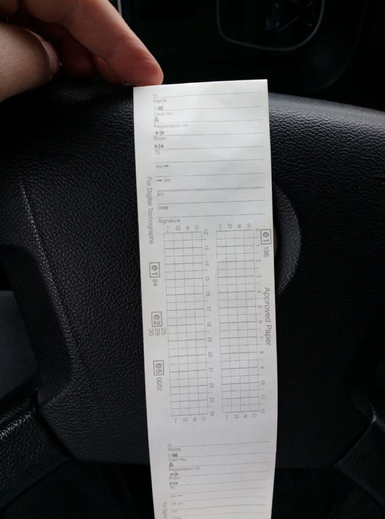 Viaggiare senza carta tachigrafica o con cronotachigrafo guasto